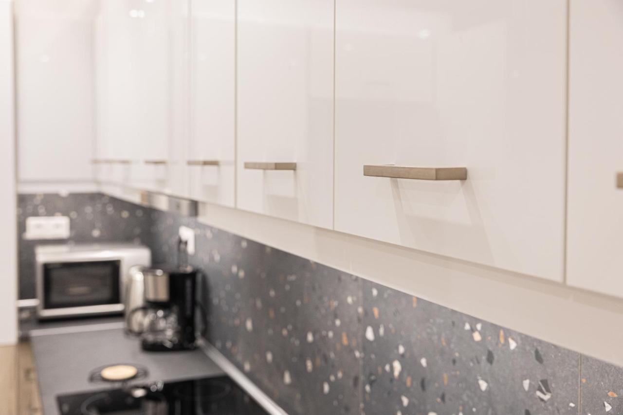 Amazing Apartment Near Metro Station! Athènes Extérieur photo